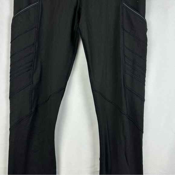 Lululemon Womens Size 6 Speed Tight Solid Black Reflective Pockets - Picture 2 of 9